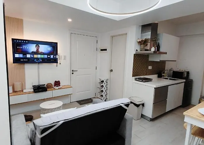 Azure Urban - Balai Malipayon Aparthotel Manila